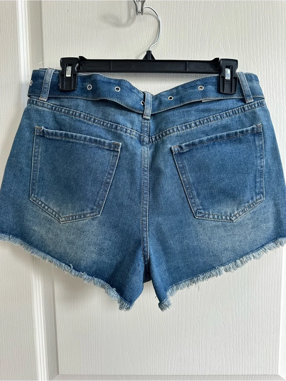 Women’s Cali 1850 Denim Shorts Size 11/30 – Denim Belt – NWT